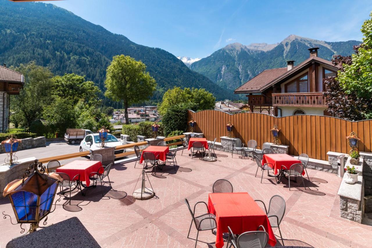 Hotel Bellavista Пинцоло Экстерьер фото