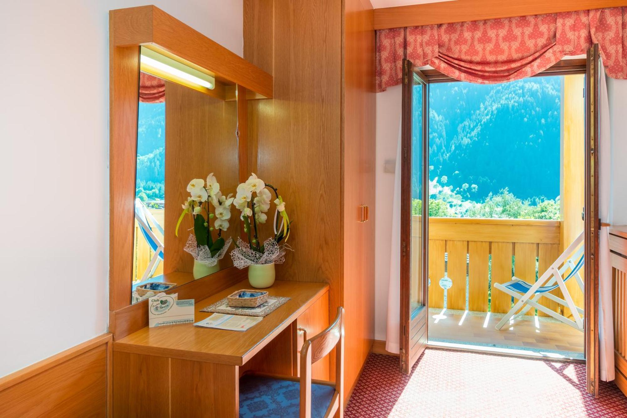 Hotel Bellavista Пинцоло Номер фото