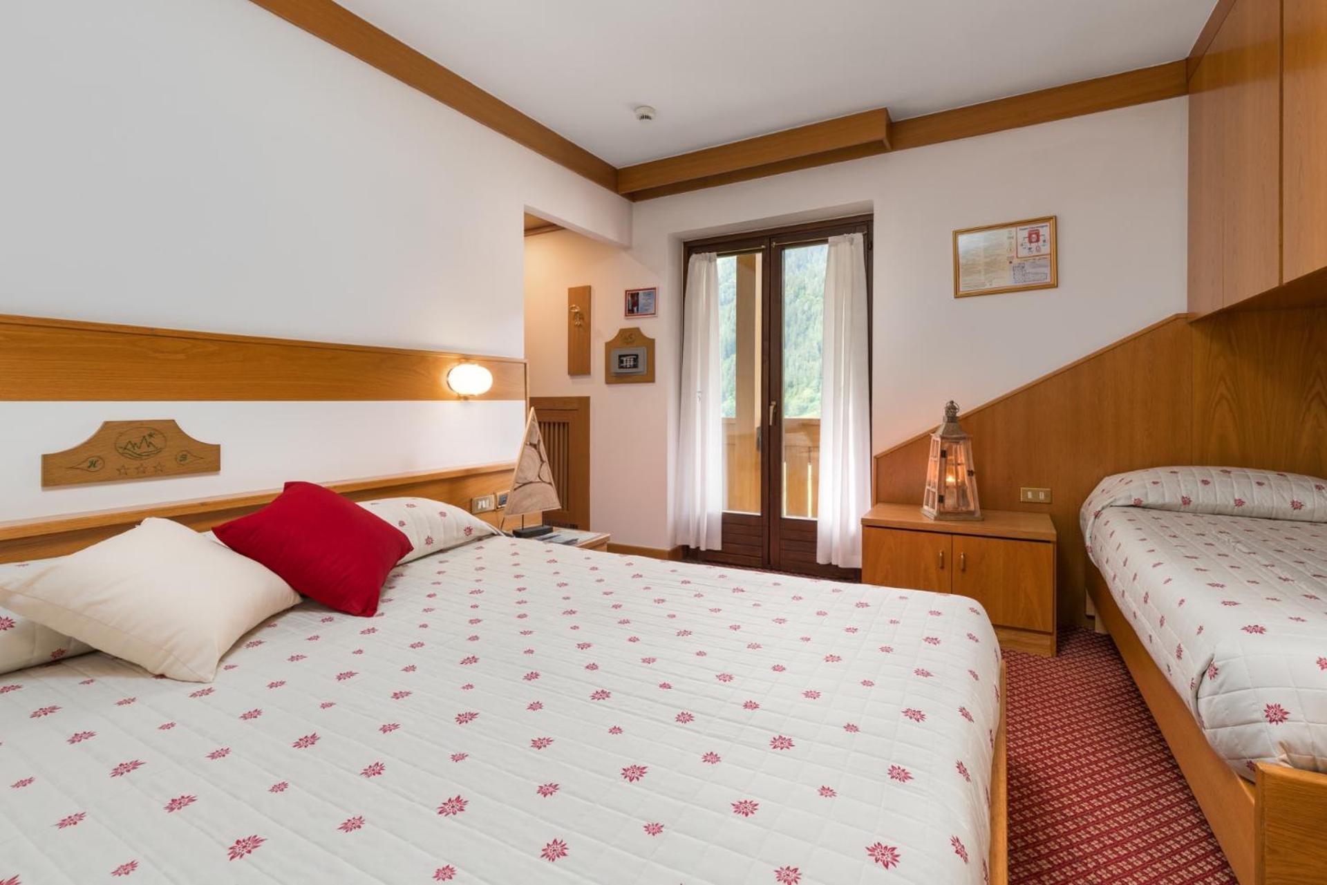 Hotel Bellavista Пинцоло Экстерьер фото