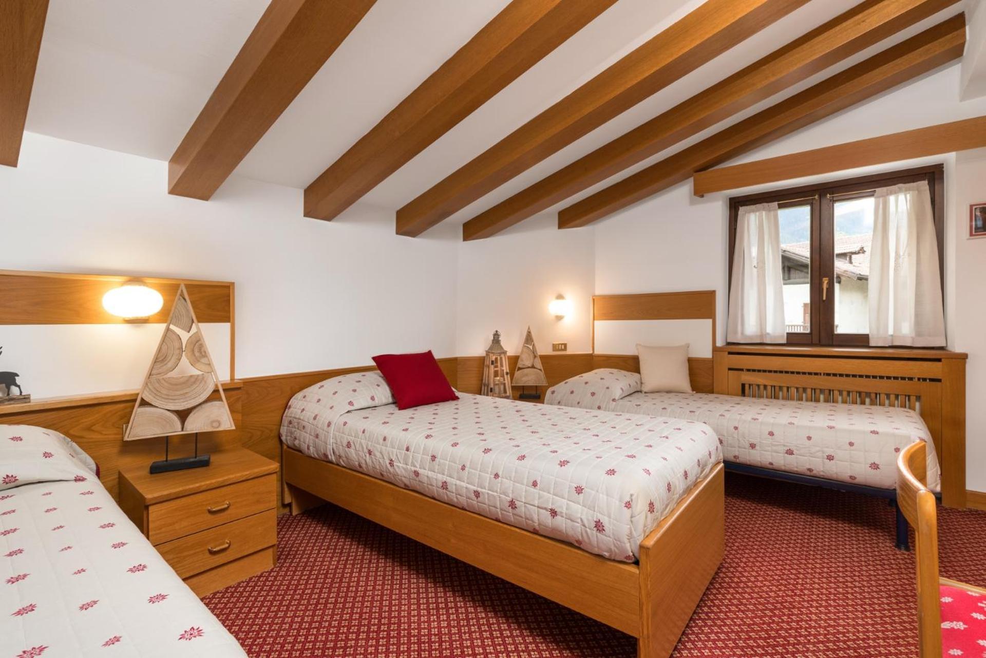 Hotel Bellavista Пинцоло Экстерьер фото